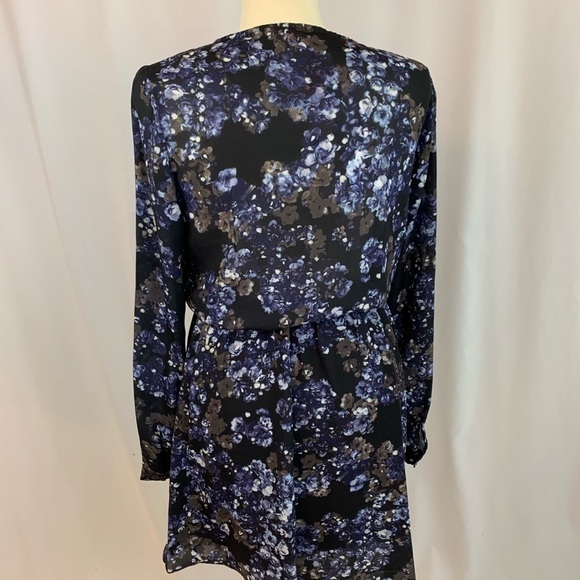 Revolve‎ Parker Navy Floral Faux Wrap Asymmetrical Dress - Picture 4 of 9